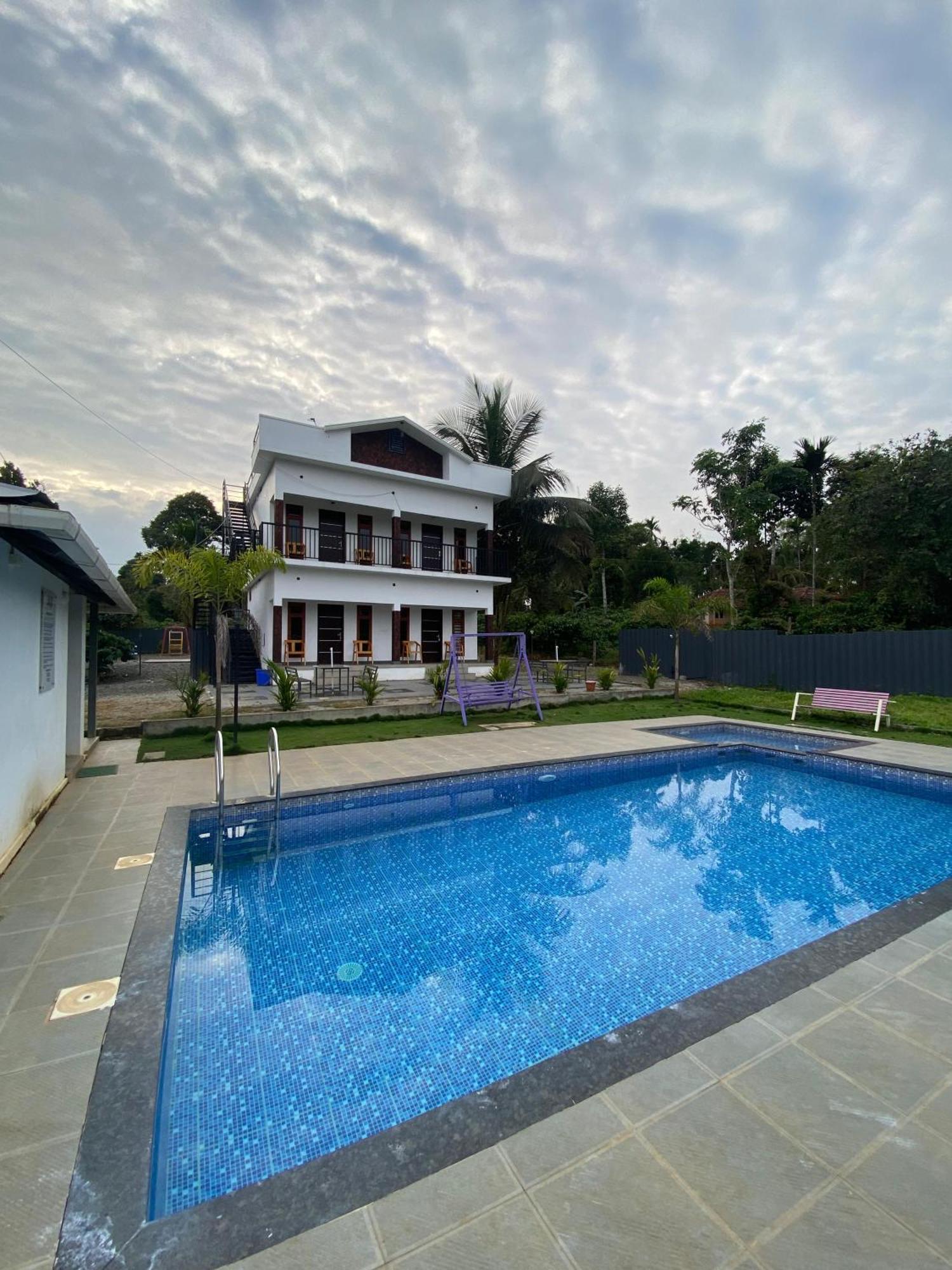 The Lavender Resort Waynad Vaduvanchal Buitenkant foto