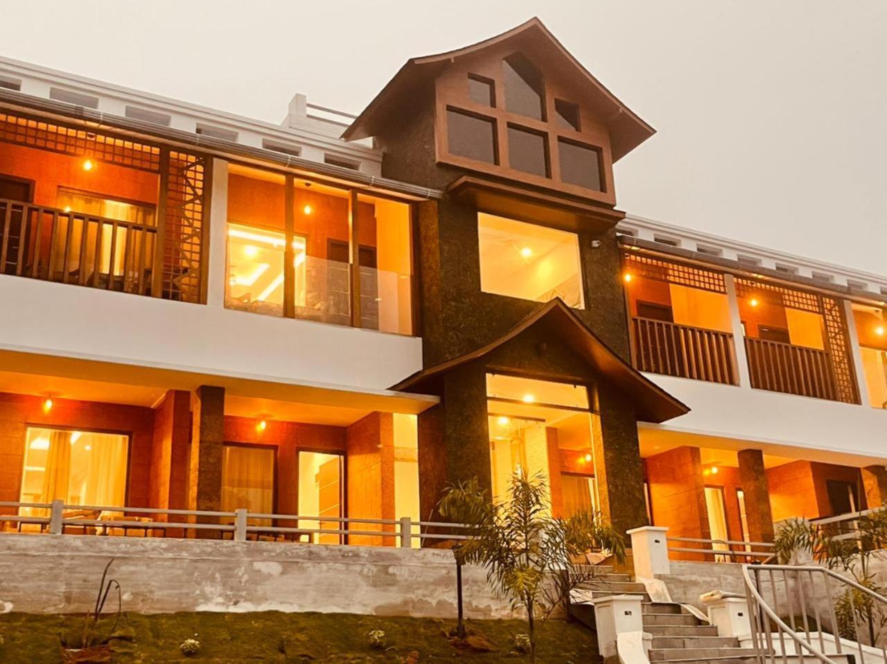 The Lavender Resort Waynad Vaduvanchal Buitenkant foto